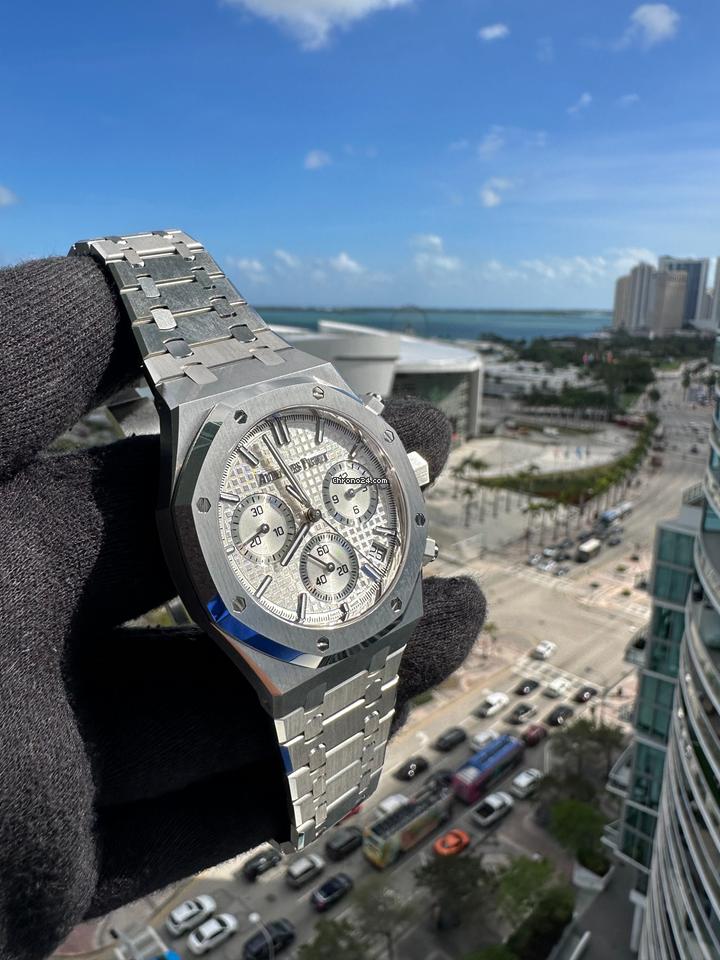 Audemars Piguet Royal Oak blanche Chronographe