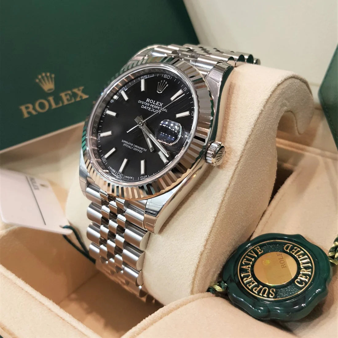 Rolex Datejust Black Dial 41 mm Jubilé