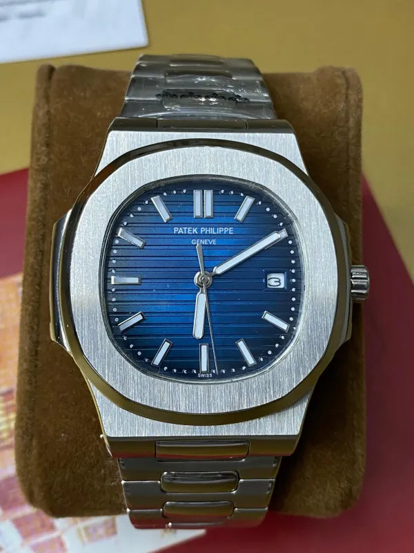 Patek Philippe Nautilus Bleu Dial 41 mm